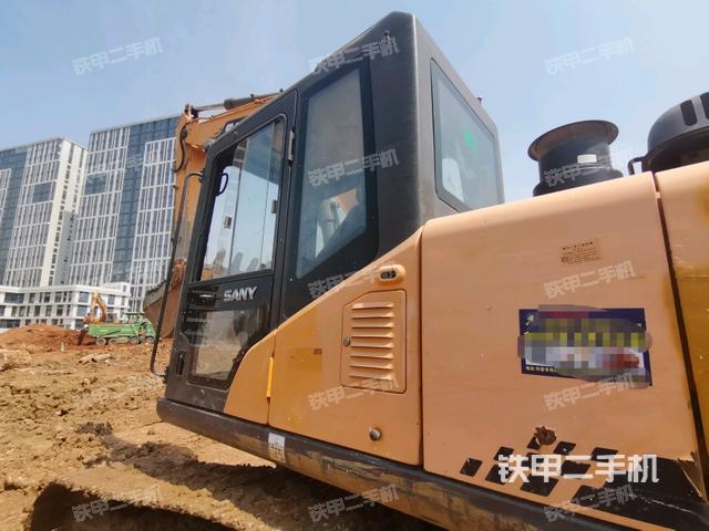 驾驶室左后45度（驾驶室部分）