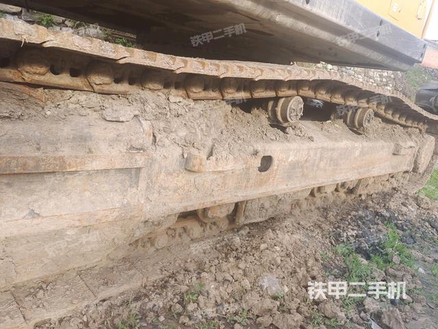 右侧行走马达盖板(行走机构) 右侧行走马达盖板(行走机构)