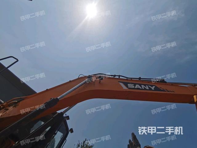 大臂整体 右侧（工作和回转装置）