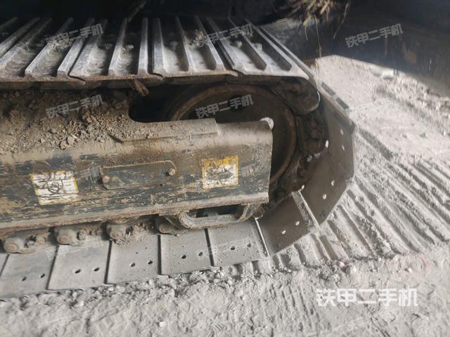 左导向轮（行走机构）