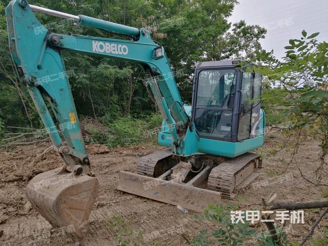 神钢SK60-8挖掘机