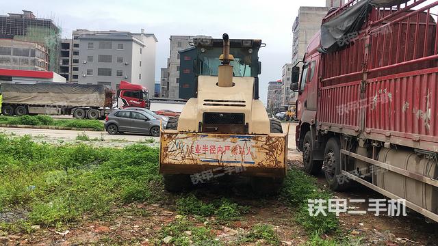 整機右后45°(設(shè)備外觀及核心部件) 整機右后45°(設(shè)備外觀及核心部件)