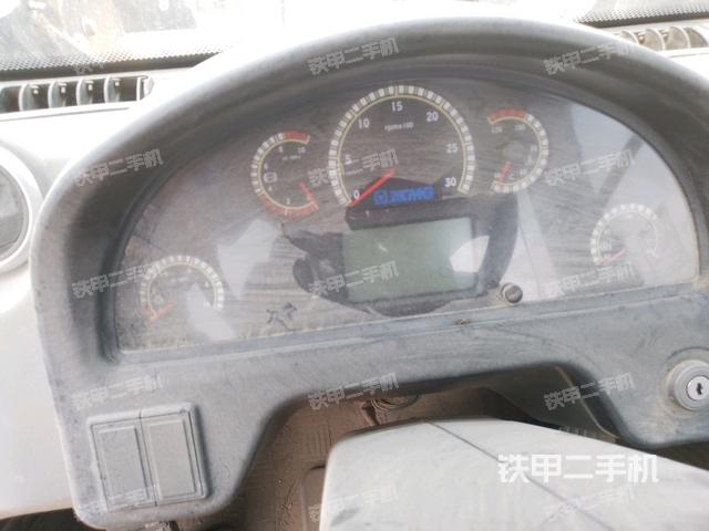 仪表盘(驾驶室部分) 仪表盘(驾驶室部分)