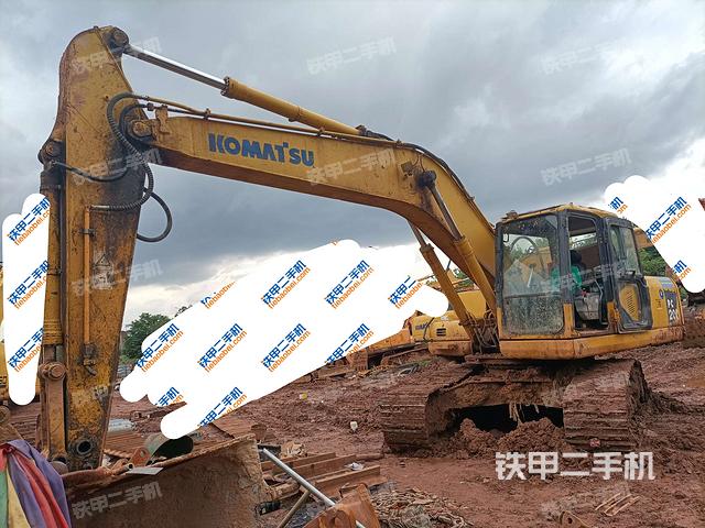 小松PC200-7挖掘机