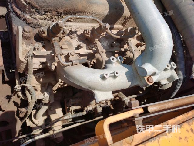 气门室盖螺丝特写（上车部件）