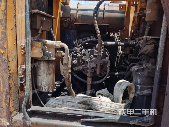 液压泵斜45 右（大件舱室）