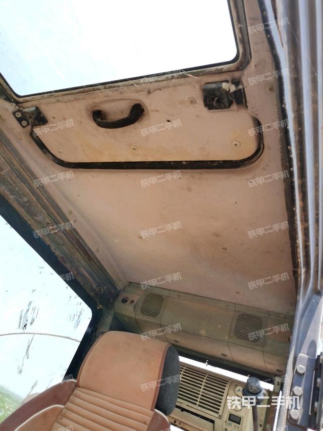 顶棚整体（驾驶室部分）