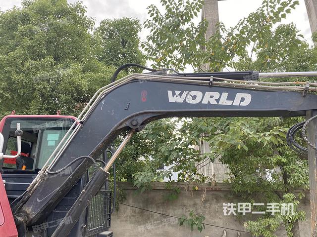 大臂整体 右侧(工作和回转装置) 大臂整体 右侧(工作和回转装置)