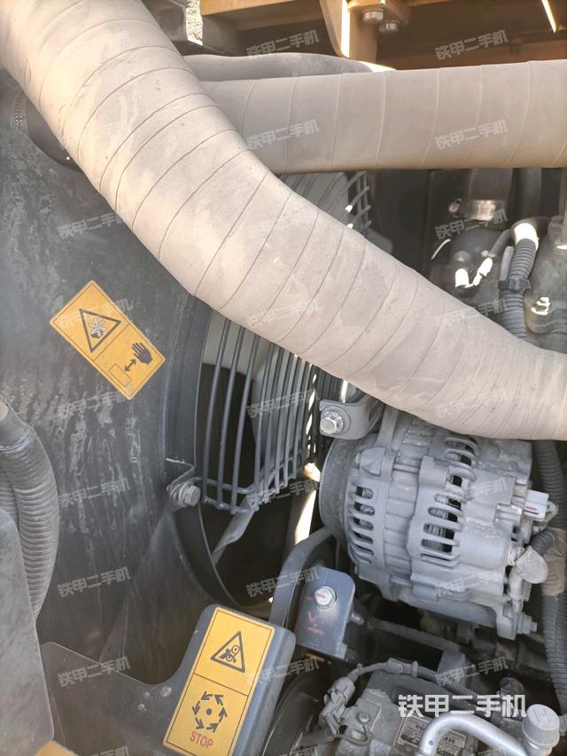 水箱+风扇特写(上车部件) 水箱+风扇特写(上车部件)