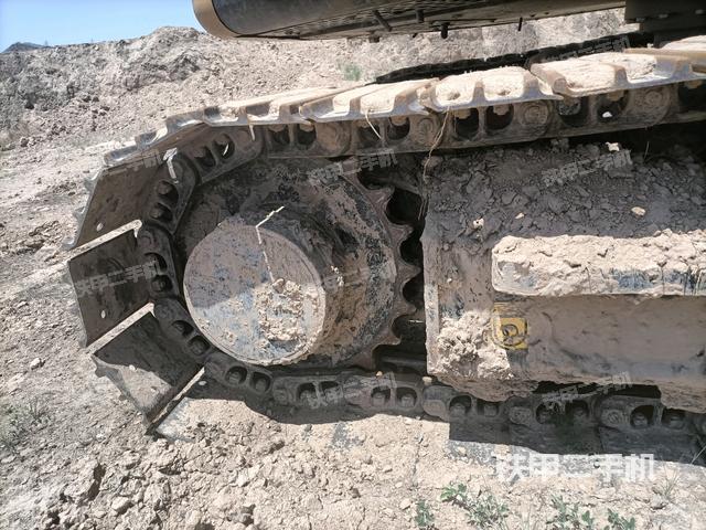 右驱动轮(行走机构) 右驱动轮(行走机构)