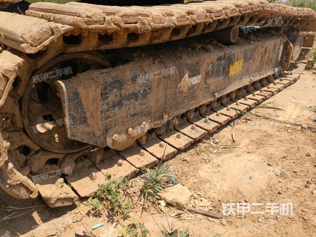 左侧履带整体 (行走机构) 左侧履带整体 (行走机构)