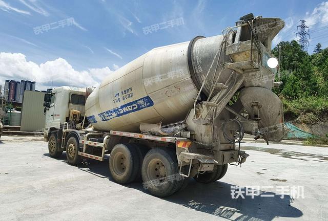 左后45度（搅拌运输车整车外观）