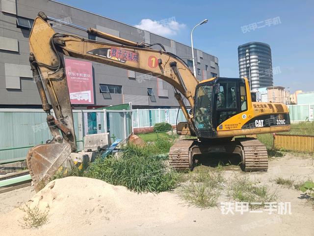 卡特彼勒320C挖掘机