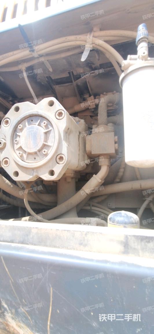 液压泵斜45 右（大件舱室）