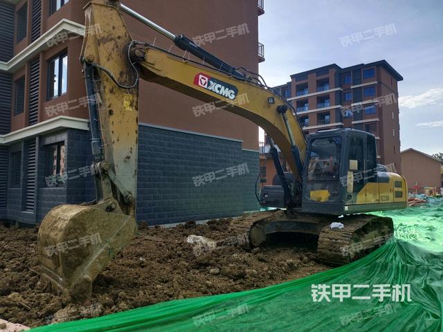 徐工XE200DA挖掘机