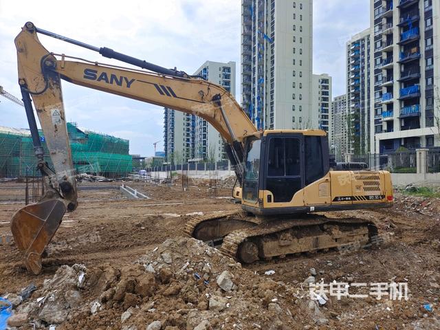 三一重工SY205C挖掘机