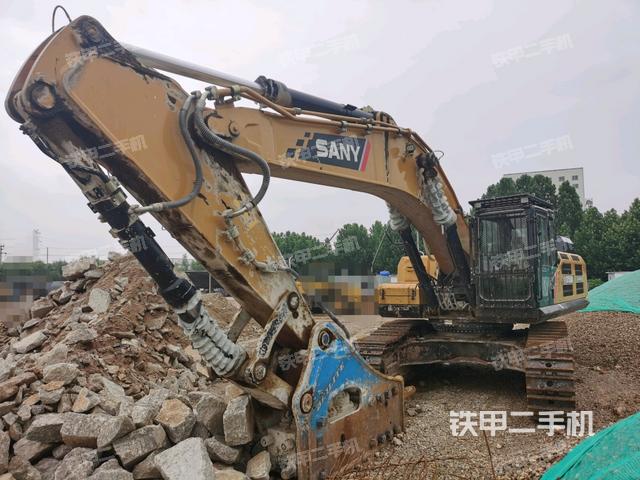三一重工SY550H挖掘机