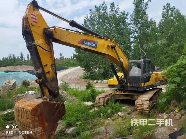 雷沃重工FR480E挖掘机