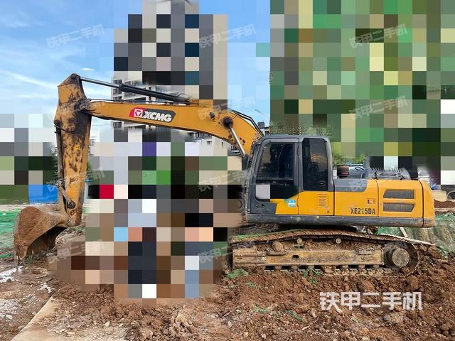 徐工XE215DA挖掘机