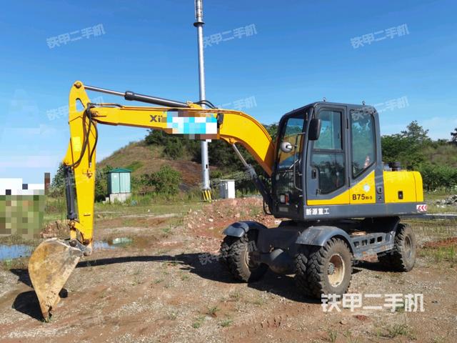 新源XYB75W-9挖掘机