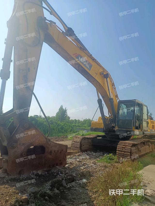 雷沃重工FR480E挖掘机