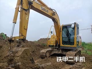 山东临工E675F挖掘机实拍图片