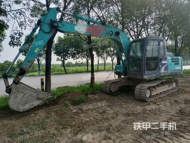 神钢SK140LC-8挖掘机