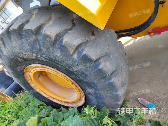 左前轮(行走机构) 左前轮(行走机构)