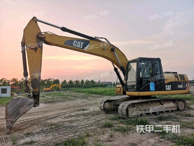 卡特彼勒320DGC液压挖掘机