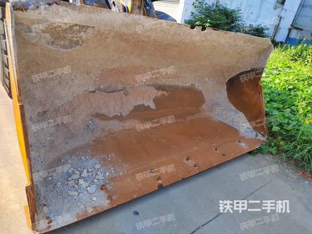 铲斗前45°(工作装置) 铲斗前45°(工作装置)