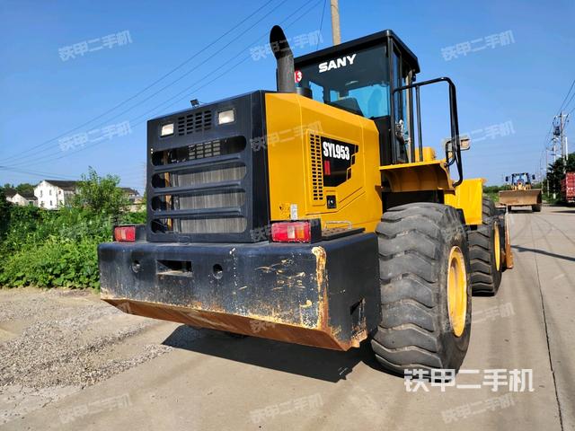 右后45°(整机外观) 右后45°(整机外观)