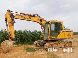 深圳山东临工LG6135E挖掘机实拍图片