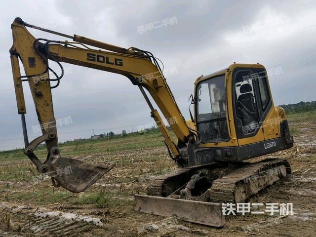 山东临工LG660挖掘机