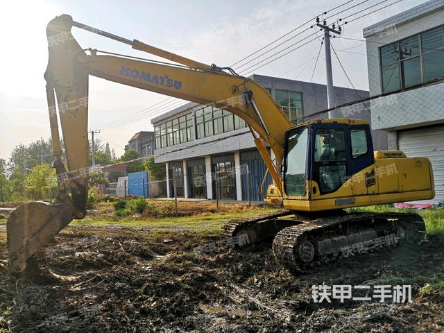 小松PC200-7挖掘机