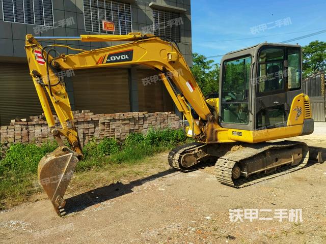 雷沃重工FR60E挖掘机
