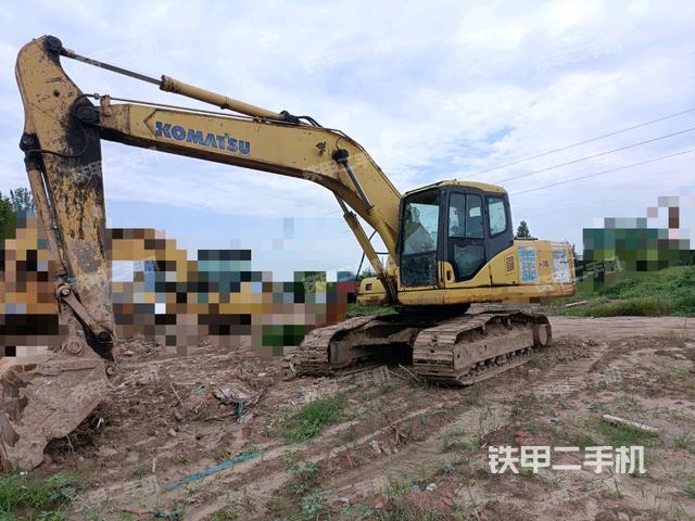 小松PC200-7挖掘机