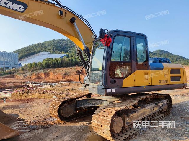 徐工XE205DA挖掘机
