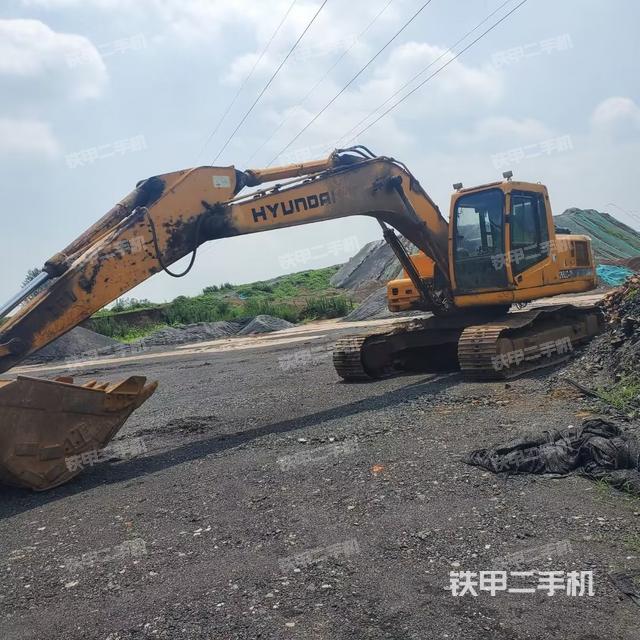 现代R225LC-7挖掘机