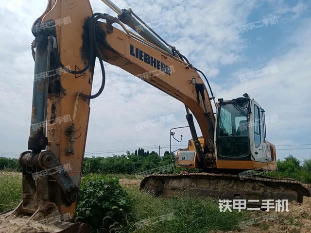 利勃海尔R916LC挖掘机