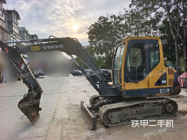 沃尔沃EC55BPRO挖掘机