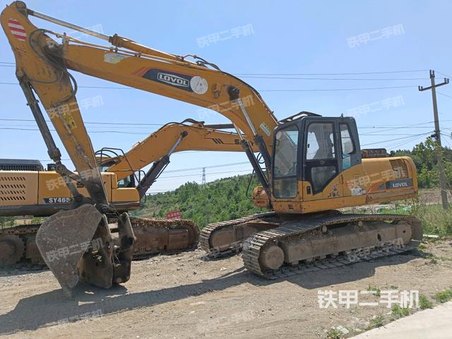 雷沃重工FR220挖掘机