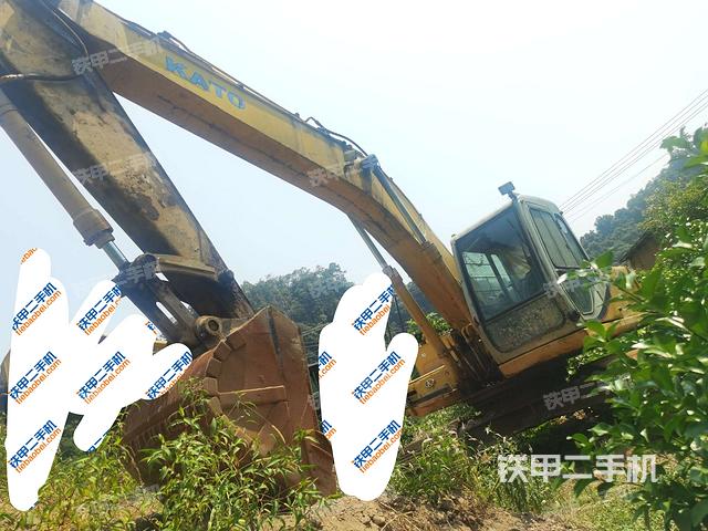 加藤HD820III挖掘机