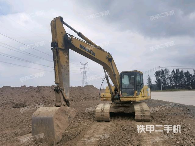 小松PC200-7挖掘机