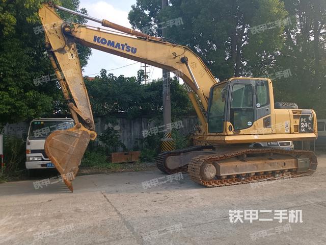 小松PC210LC-8挖掘机