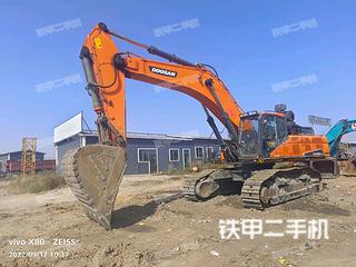 斗山DX520LC-9C挖掘機實拍圖片