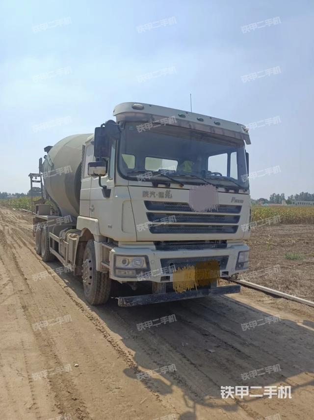 陕汽SX5250GJBFB434搅拌运输车