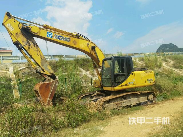 徐工XE210挖掘机