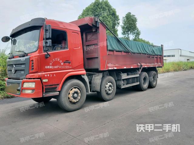 陕汽重卡8X4工程自卸车