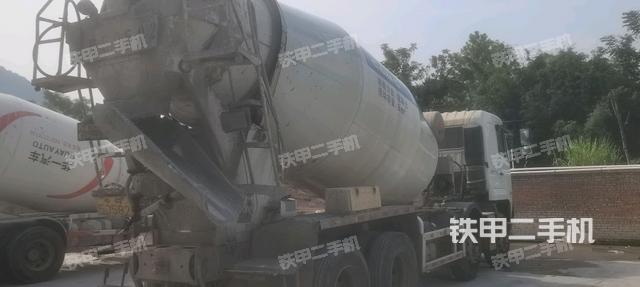 整机右后45°(设备外观及核心部件) 整机右后45°(设备外观及核心部件)