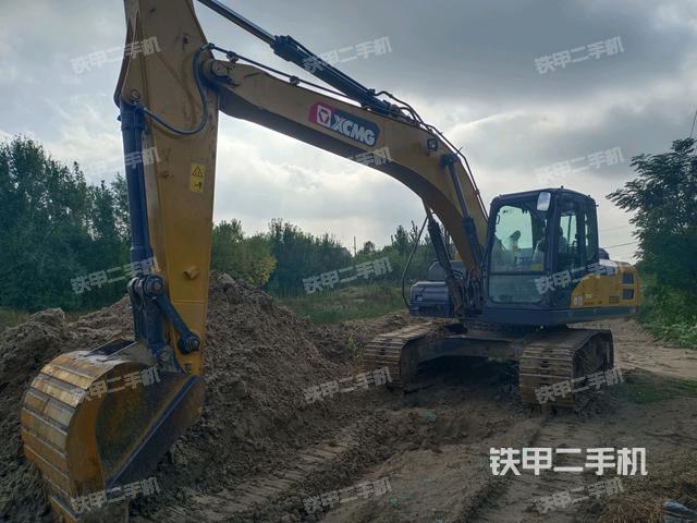 徐工XE205DA挖掘机